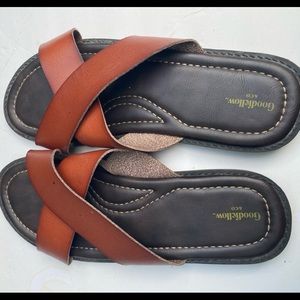 13 men’s slides